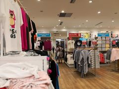 店内环境-优衣库(青岛万象城店)