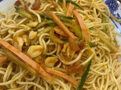 -江城燕子大排档(江汉路步行街店)