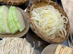-五里关火锅(上海鑫耀·光环Live店)