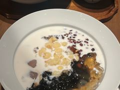 -RUXU入续糖水铺与包(卓悦中心店)