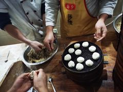 -舒小笼松针小笼包