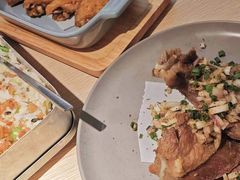 -蜜桃餐厅·伴山(绿宝广场店)