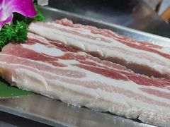 -哈哈碳都·牛肋条无限自助烤肉(台江万达店)