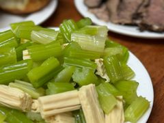 -宝瑞门钉肉饼店