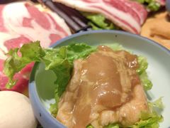 -明洞阿姨·韩式酱蟹烤肉·创意料理(三元桥店)