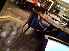 -岷山饭店-芝芝自助餐厅