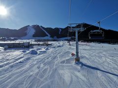 -丝绸之路山地度假区滑雪场