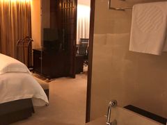 -广州白云机场雅高铂尔曼大酒店