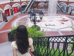 -佛罗伦萨小镇广佛名品奥特莱斯(疏港路店)