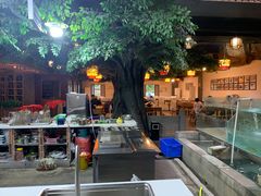 -茅台镇网红溶洞餐厅·茅帮菜馆