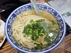 -东大桥小国抻面烧烤(长通路店)