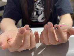 -瞧·享轻奢美甲美睫
