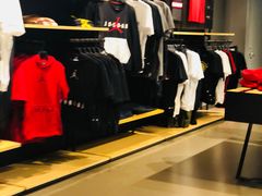 -NIKE品牌体验店(金源新燕莎店)
