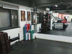 -坚果健身24小时工作室(定西路店)