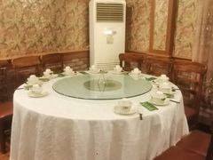 包厢-维吾尔餐厅(宜山路店)