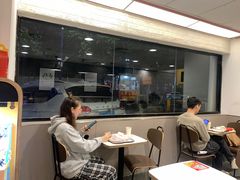 -麦当劳(中唱大厦店)