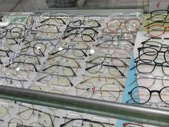 -三叶眼镜城(八佰伴店)