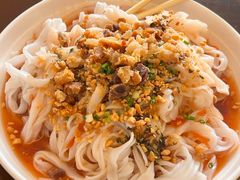 珍珍酸粉-吴圩珍珍饭店