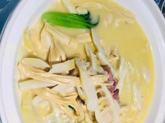 腌笃鲜-淮扬韵(高新大都荟店)