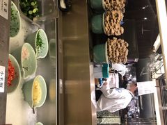 -捞王锅物料理(上海世茂广场店)