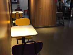 用餐区-麦当劳(中山大道中店)