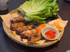 -大头虾越式风味餐厅(光明广场店)