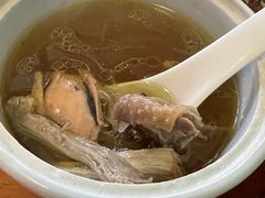 墨鱼炖鸡-玉滋補