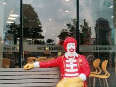 -麦当劳(政通路店)