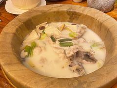 -滇香肴·云南菜蒸汽石锅鱼(云南北路店)