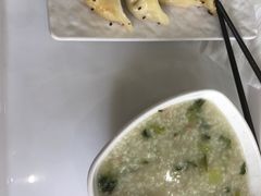 -门庭若市豆浆油条(恒生广场店)