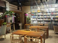 -谷咖啡·鲜花绿植花园餐厅