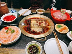 红汤锅-周师兄大刀腰片火锅(洪崖洞旗舰店)