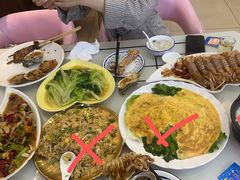 -覃记海鲜美食餐厅