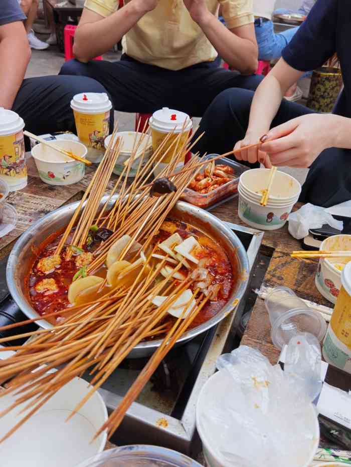 西航涮涮(西后地店)-"大型吃串现场 你就说怕不怕反正我第一次.