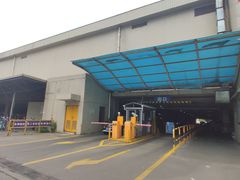 -大润发杨浦店-停车场