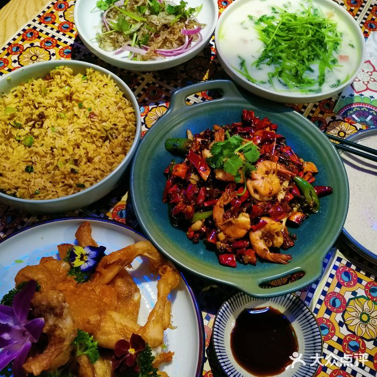 深圳探店｜来小叙吃跨地区风味的特色菜