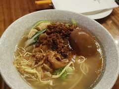 -上海漕河泾万丽酒店