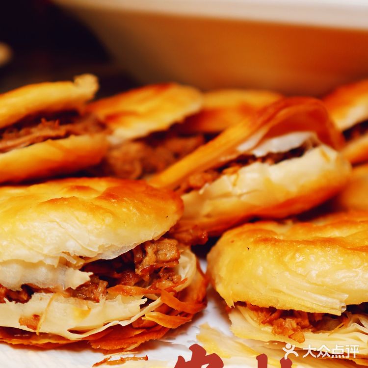 永宁里长安灶品长安宴席赏明城墙景✨