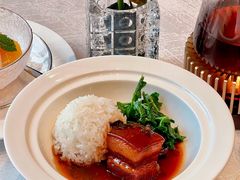 -景月阁空中食府(希尔顿酒店)