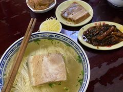 白焖肉-同得兴 Since·1995 传统苏式面馆(嘉馀坊店)
