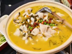 酸汤无骨鱼片-火宫殿·湘菜小吃·商务宴请·生日聚会(东塘店)