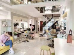 -Eling伊林彩妆·化妆培训(河西奥体店)