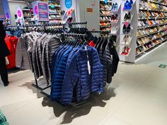-唯品会(北京国瑞城店)