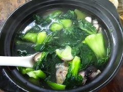 咸蹄髈二吃-吾介小籠館