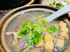 鸭血粉丝砂锅-南京大牌档(香港广场店)