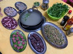 -五洞培记山庄·鲜牛肉火锅