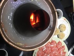 -羊家胡同·龙虾烧烤火锅(龙汇路店)