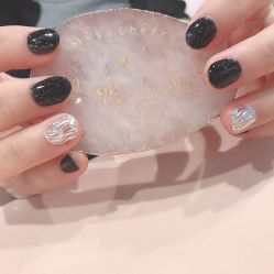 -花系美·美甲美睫精品店