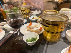 -半岛翡丽海鲜自助餐厅(观风亭店)