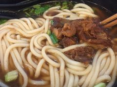 -三千粉牛肉米粉(来客茂店)